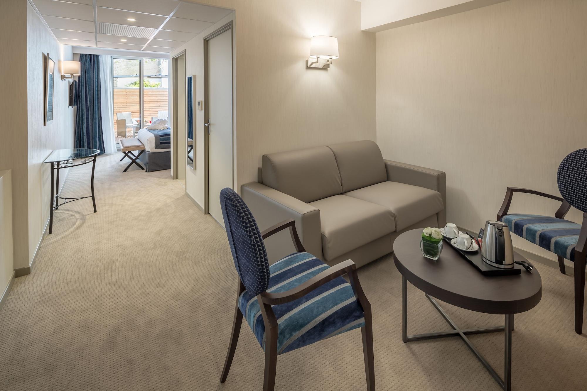 Hotel Le Rive Droite & Spa Lourdes Exterior photo