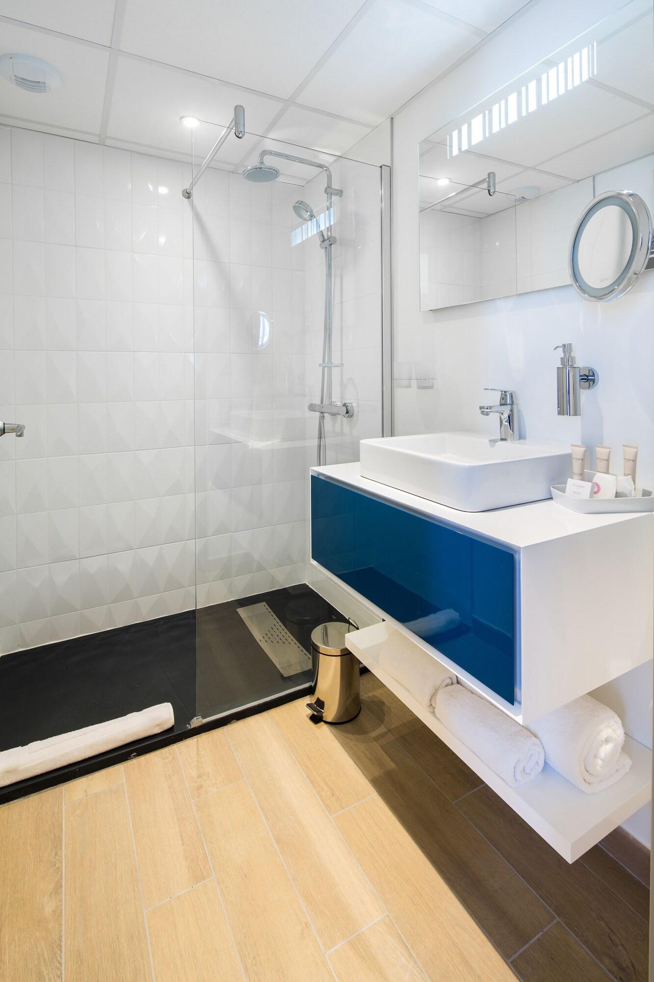 Hotel Le Rive Droite & Spa Lourdes Exterior photo