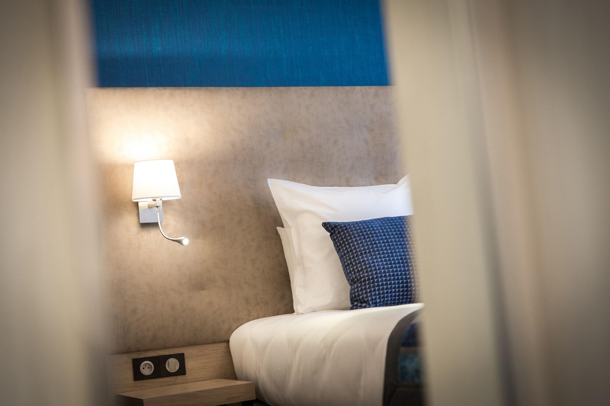 Hotel Le Rive Droite & Spa Lourdes Exterior photo