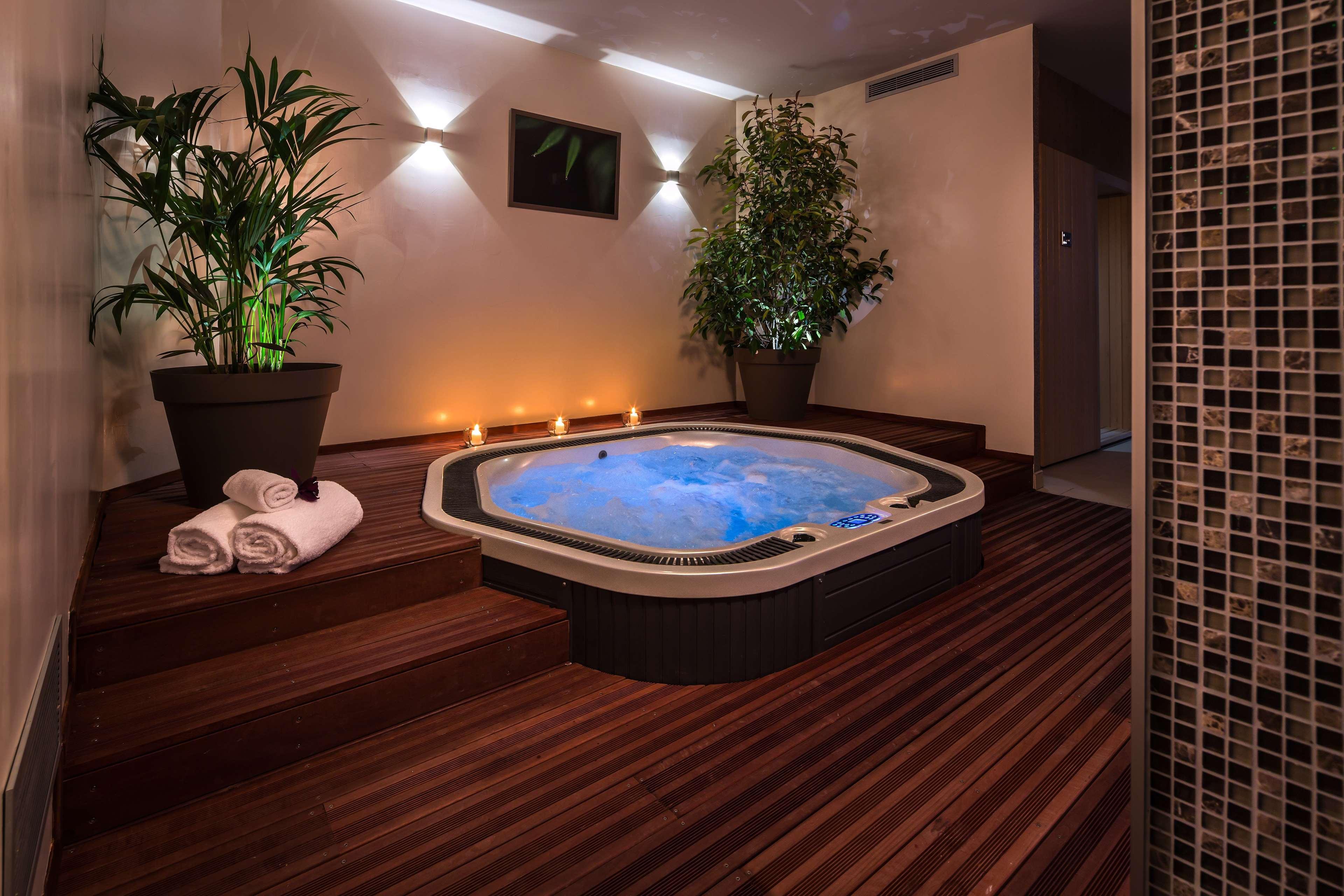 Hotel Le Rive Droite & Spa Lourdes Exterior photo