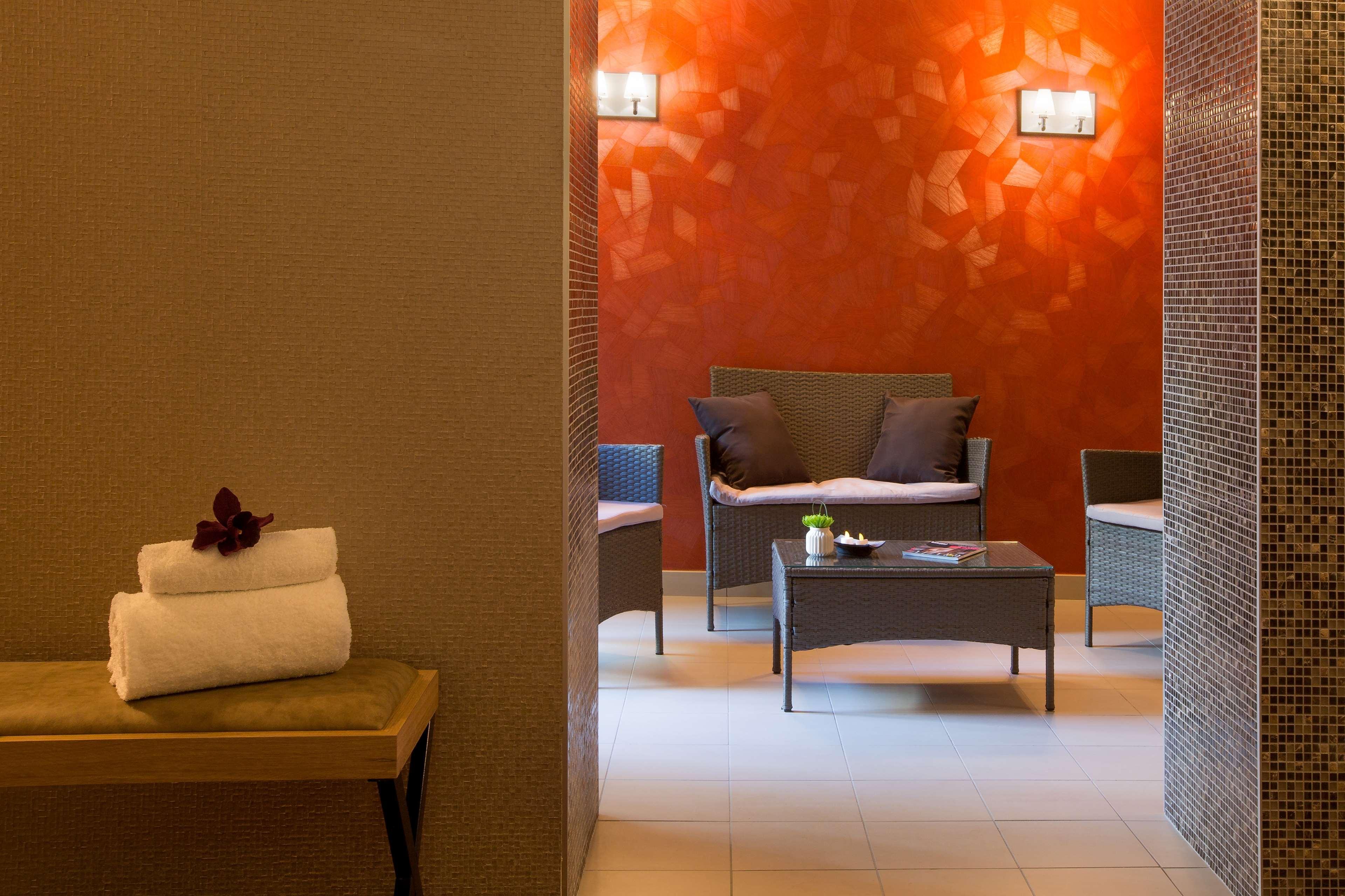 Hotel Le Rive Droite & Spa Lourdes Exterior photo